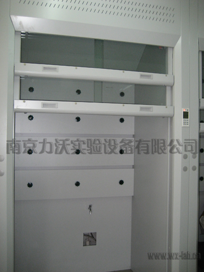 落地通風(fēng)柜